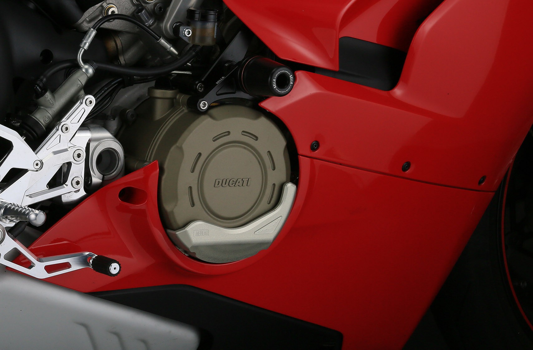 Aella New  Clutch Cover Protector (Right) - Ducati Panigale V4