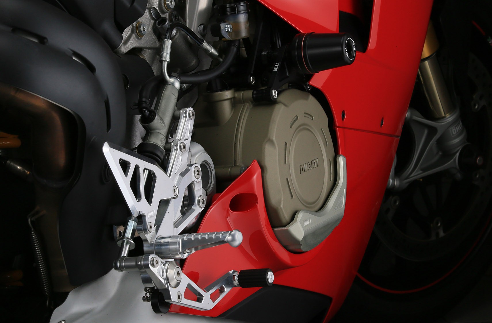 Aella New  Clutch Cover Protector (Right) - Ducati Panigale V4