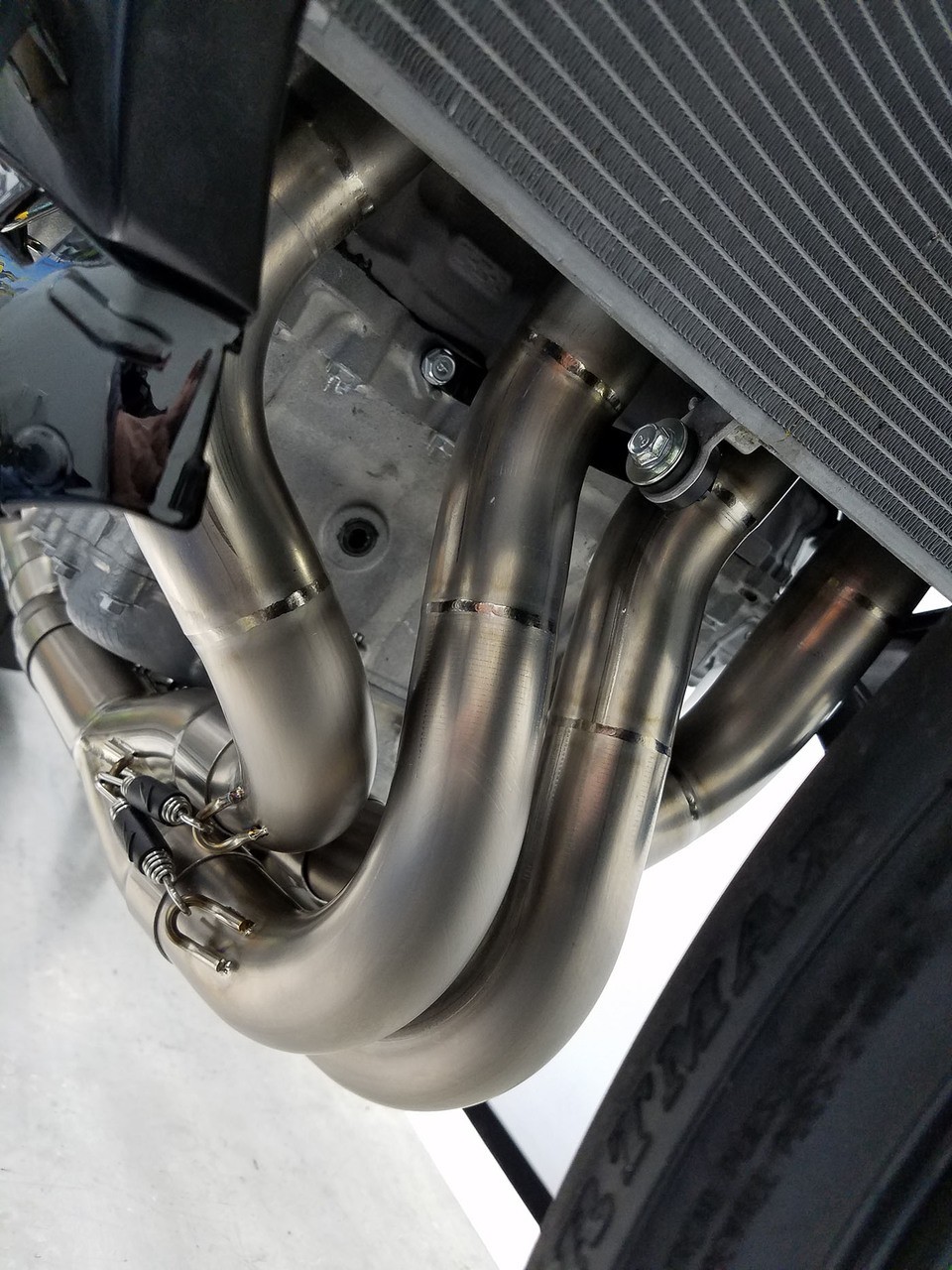 Graves Motorsports Full LINK Titanium / Carbon WORKS Exhaust - 2019+ Kawasaki Ninja ZX-6R