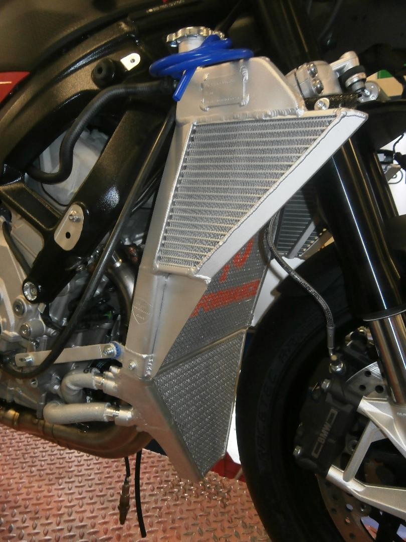 H2O Performance EVO Oversize Radiator and Oil Cooler kit - 2020 BMW S1000RR (Euro 2019+)