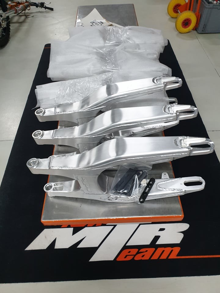 MTR Supermoto Racing Swingarm - KTM 450 SMR / 450 SX-F / Husqvarna FS 450 / FC 450