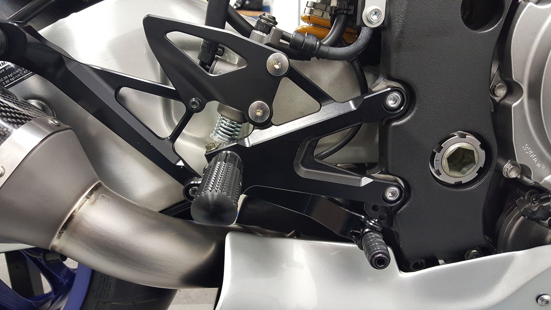 Graves Motorsports Fixed Rearsets Yamaha YZF-R1 2015-2023