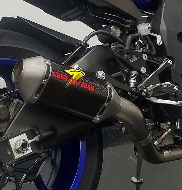 Graves Motorsports Yamaha R1 Full Titanium Exhaust System with Carbon Fiber 200mm Silencer